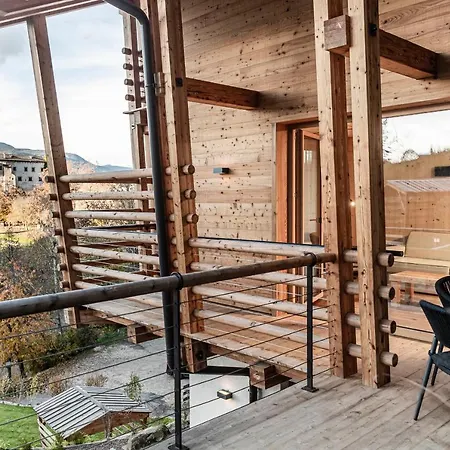 Presulis Hideaway & Restaurant