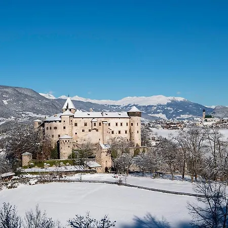 Aparthotel Presulis Hideaway & Restaurant