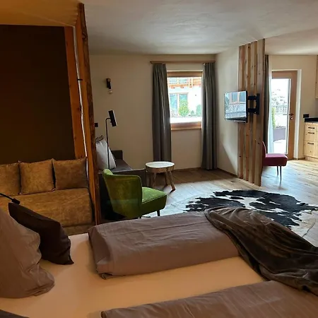 Presulis Hideaway & Restaurant Aparthotel Völs am Schlern