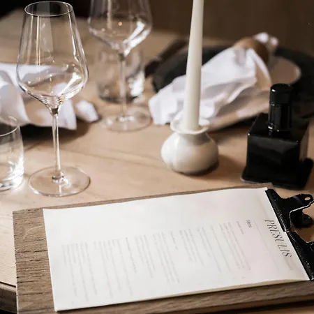 Presulis Hideaway & Restaurant Aparthotel