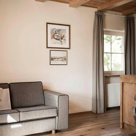 Aparthotel Presulis Hideaway & Restaurant