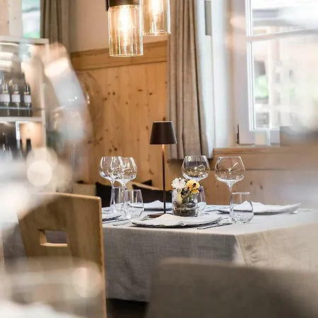 Presulis Hideaway & Restaurant 4*